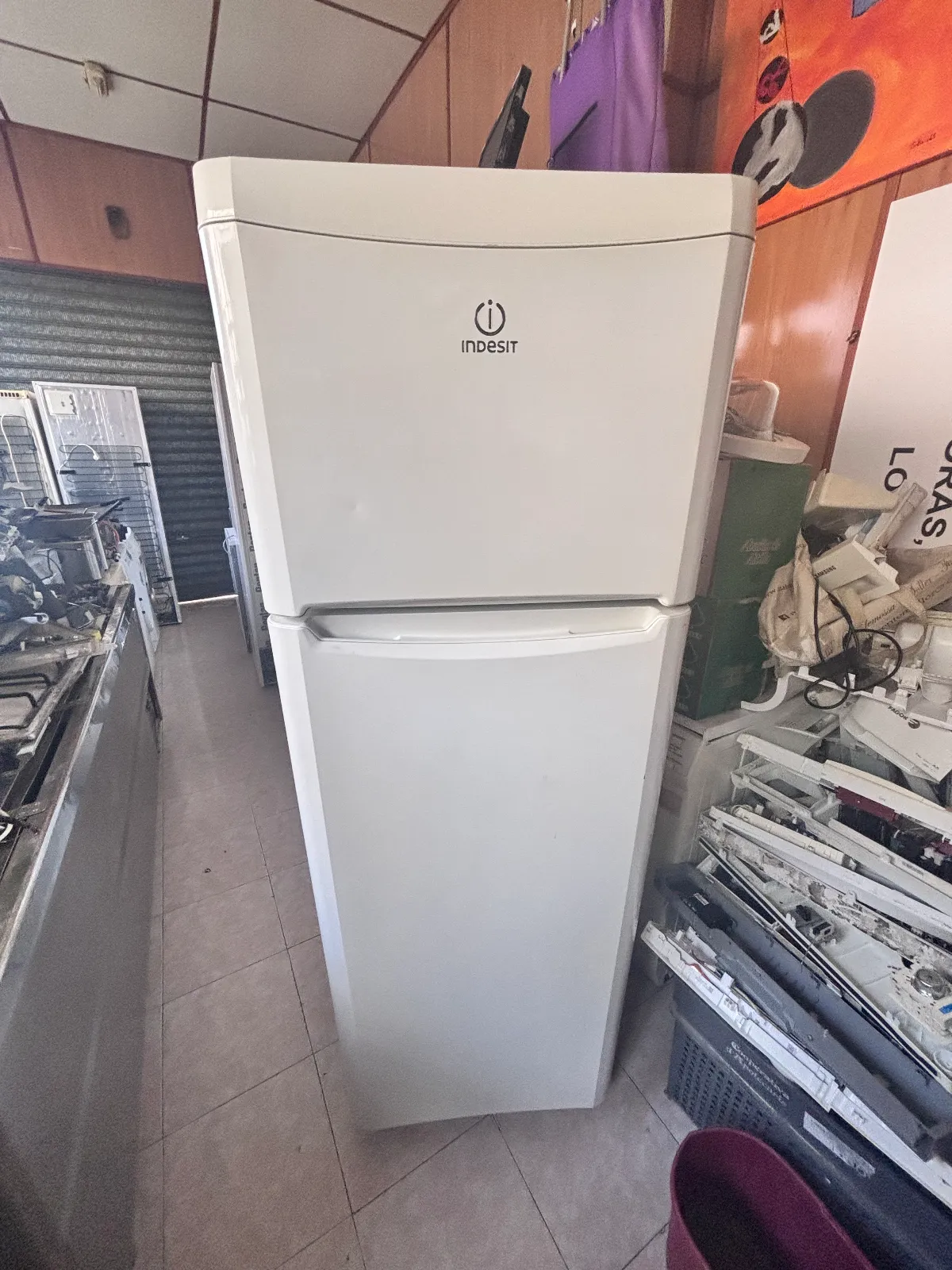 Nevera Indesit